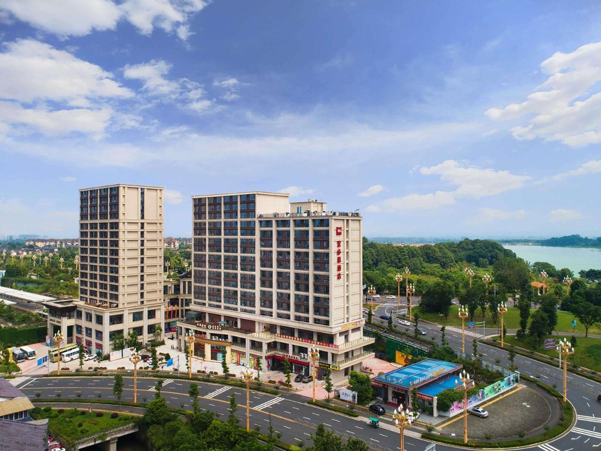 Ibis Hotel Emeishan Eksteriør bilde