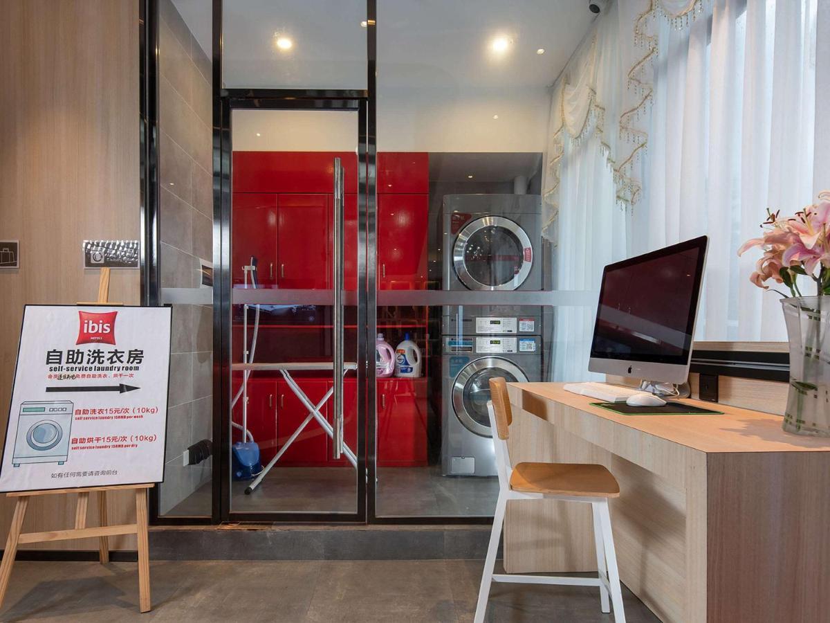 Ibis Hotel Emeishan Eksteriør bilde