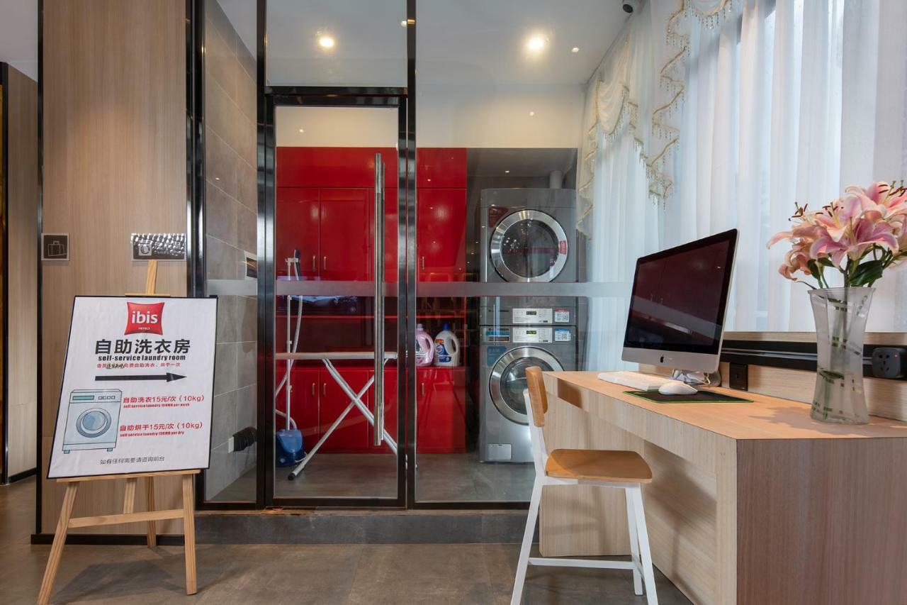 Ibis Hotel Emeishan Eksteriør bilde