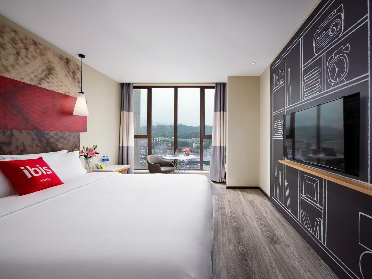 Ibis Hotel Emeishan Eksteriør bilde